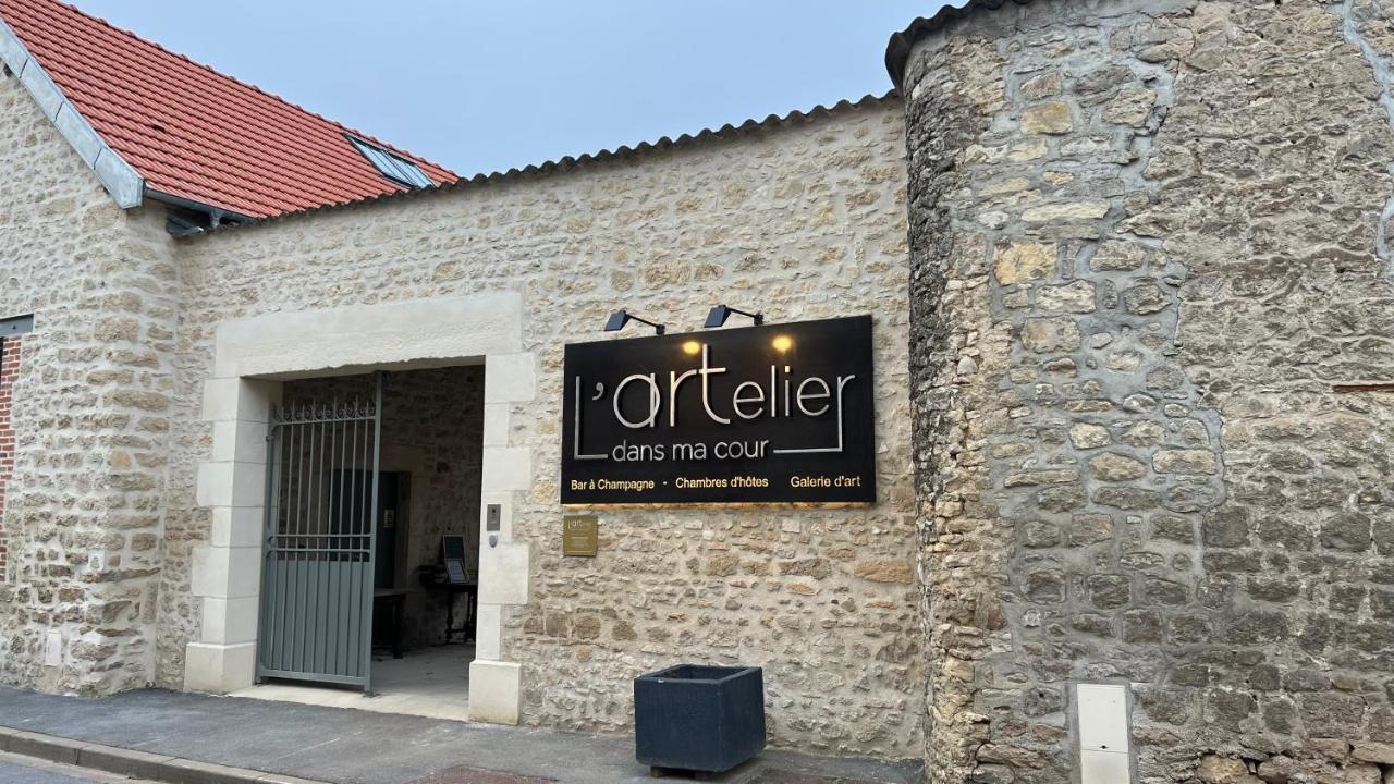 L'Artelier Dans Ma Cour Bed & Breakfast Hermonville Exterior foto