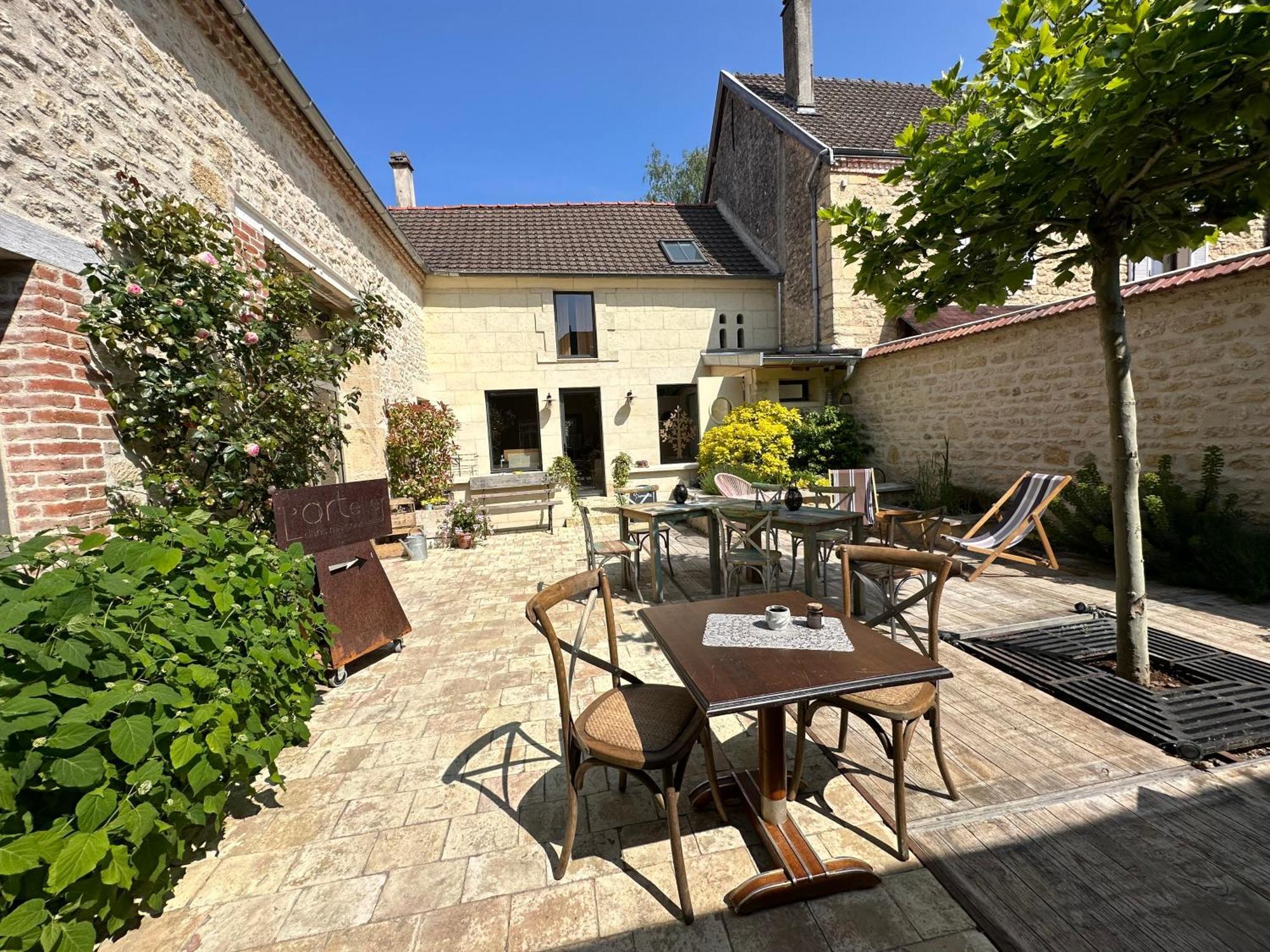L'Artelier Dans Ma Cour Bed & Breakfast Hermonville Exterior foto